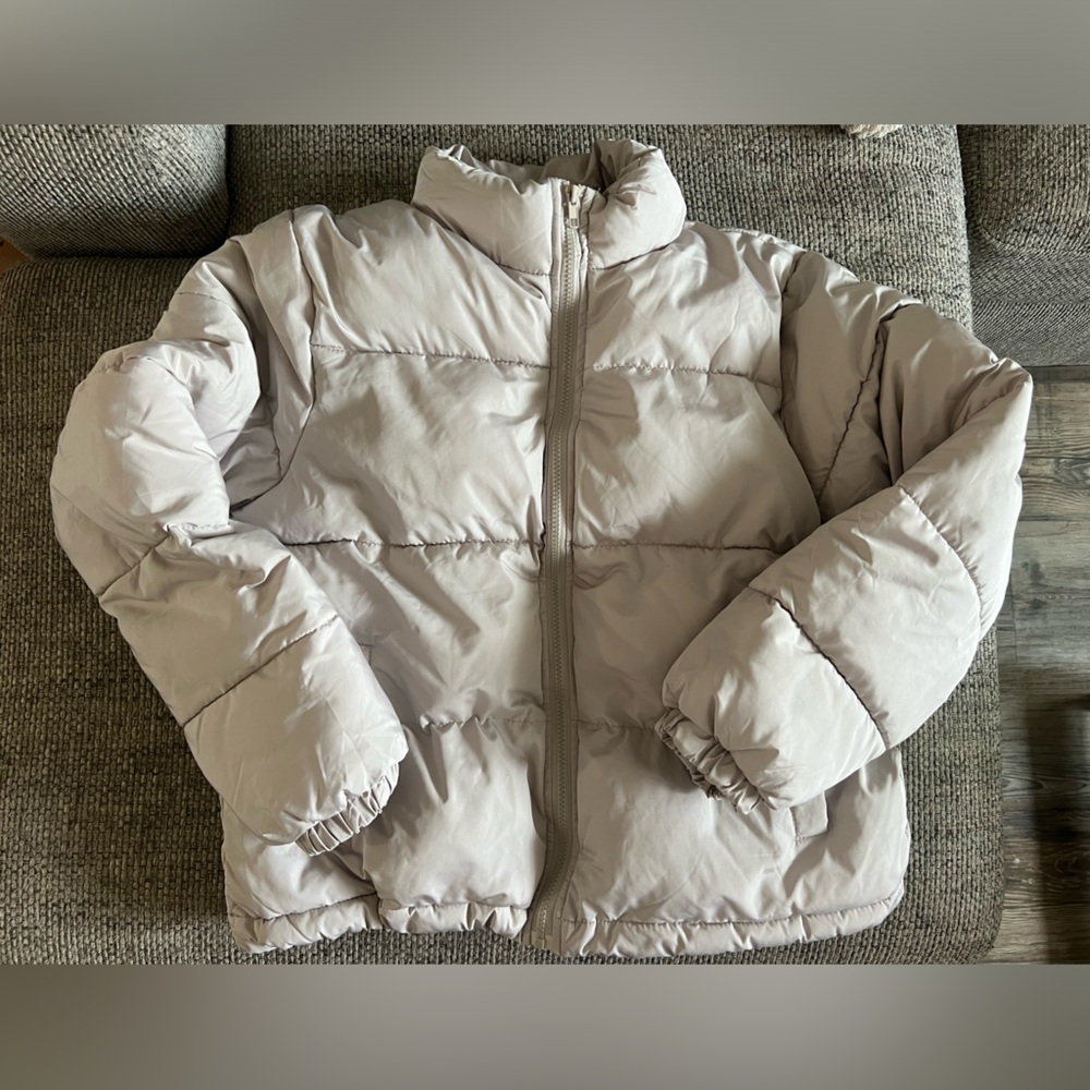 Forever 21 puffy jacket